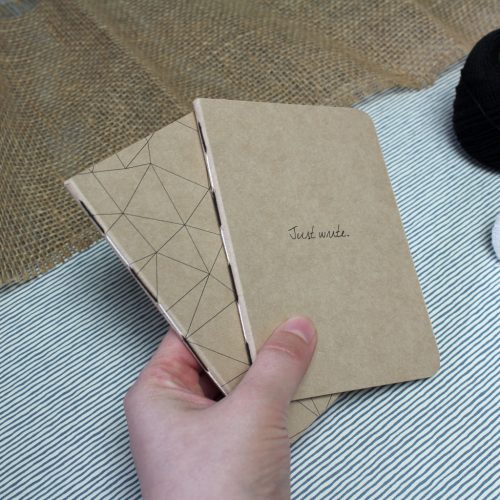 ECO vonalas DUO füzet - 'Just write' - hálómintás