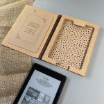 Egyedi e-book olvasó tok - 03 - papír és valódi bőr