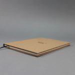 2026 havi tervező - natúrbarna