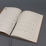 2026 havi tervező - natúrbarna