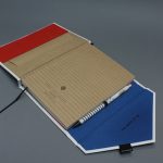 A/5 fehér - kék - fehér csíkos boríték napló cserélhető belívvel 