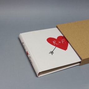 33x25 cm - 30 lap - Esküvői - szíves fotóalbum 