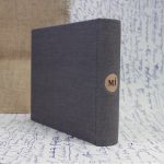 Grafitszürke lenvászon fotóalbum - 22x17 cm