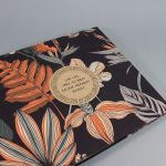 Fekete-narancs levélmintás vászon fotóalbum